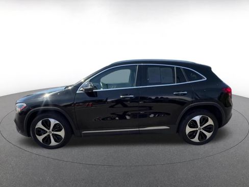 Used 2025 Mercedes-Benz GLA 250 image 9