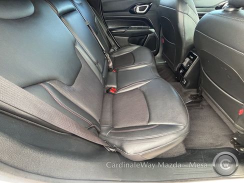 Used 2023 Jeep Compass Trailhawk image 14