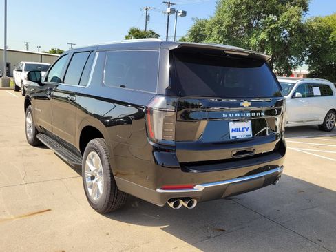 New 2026 Chevrolet Suburban Premier RWD image 3