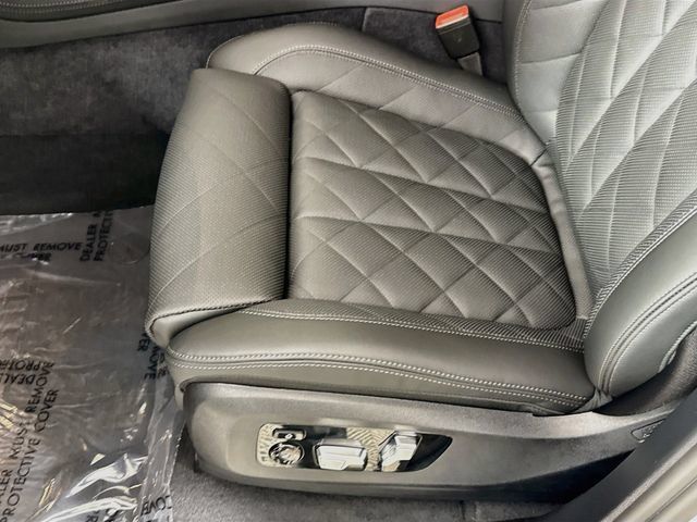 New 2027 BMW X7 xDrive40i w/ M Sport Package AWD/4WD image 20