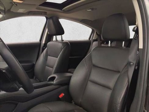 Used 2018 Honda HR-V EX-L image 13