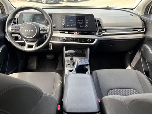 Used 2024 Kia Sportage LX FWD image 40