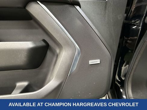 Used 2021 Chevrolet Suburban RST w/ Luxury Package image 33