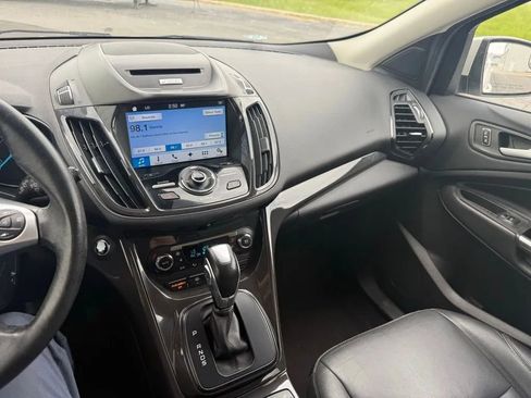 Used 2016 Ford Escape Titanium FWD image 14