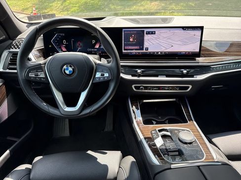 Used 2026 BMW X5 xDrive40i AWD/4WD image 23