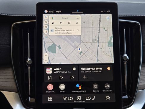 Certified 2025 Volvo XC90 B6 Core w/ Protection Package image 19