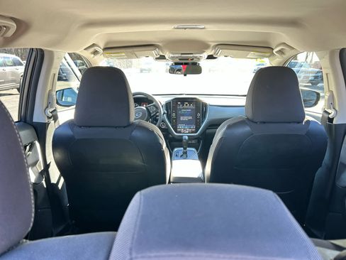 Used 2024 Subaru Crosstrek 2.0i Premium image 39