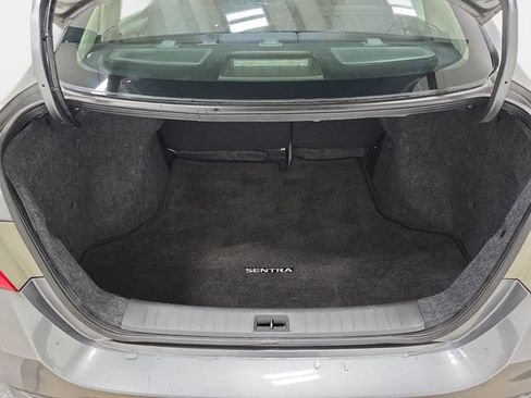 Used 2017 Nissan Sentra S FWD image 32