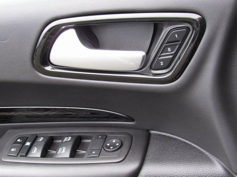 Used 2023 Dodge Durango Citadel image 42