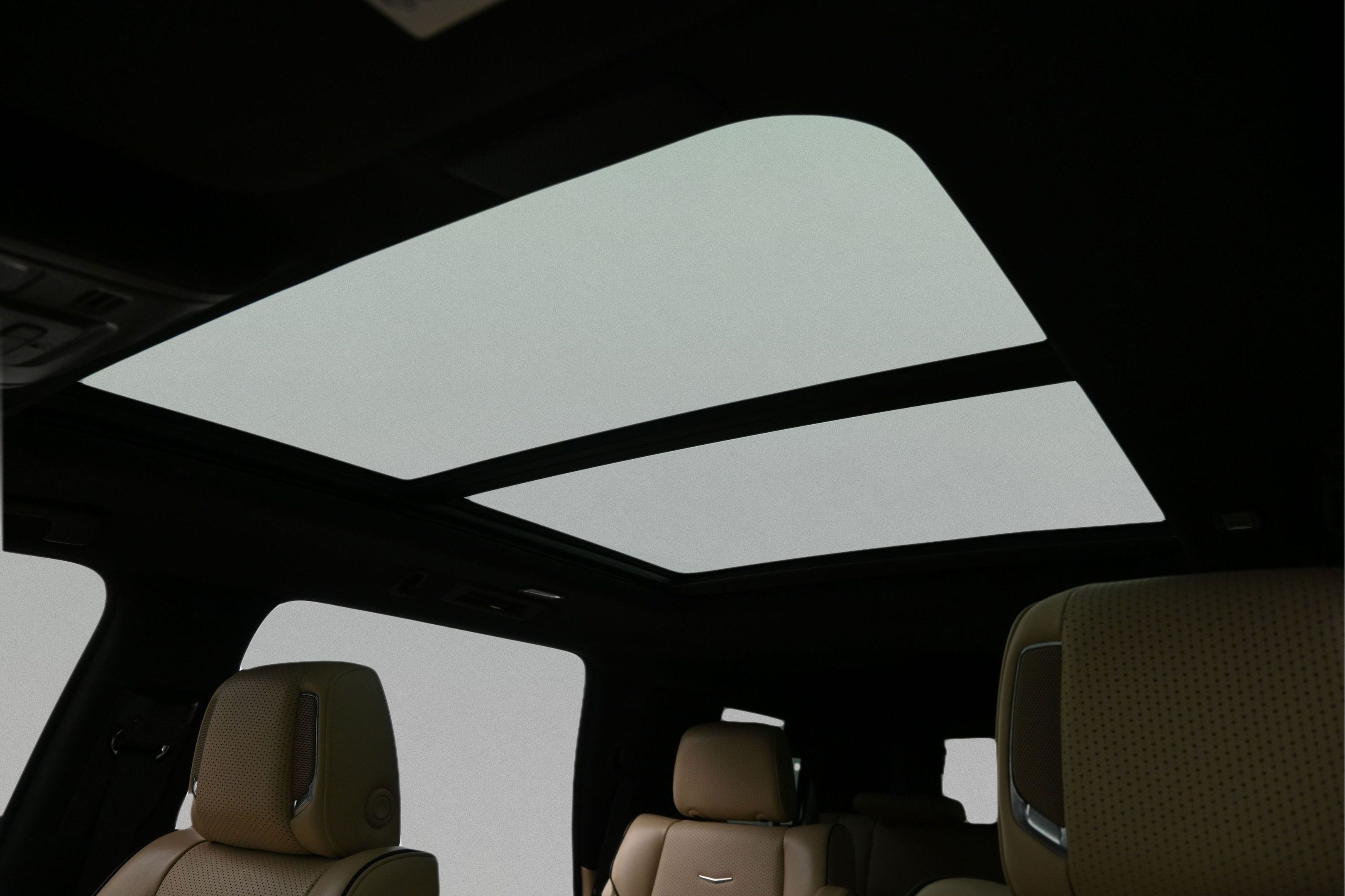 Used 2023 Cadillac Escalade Premium Luxury AWD/4WD image 22