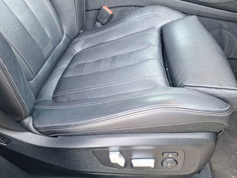 Used 2019 BMW X5 xDrive40i w/ M Sport Package image 36