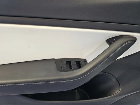 Used 2020 Tesla Model 3 RWD image 13