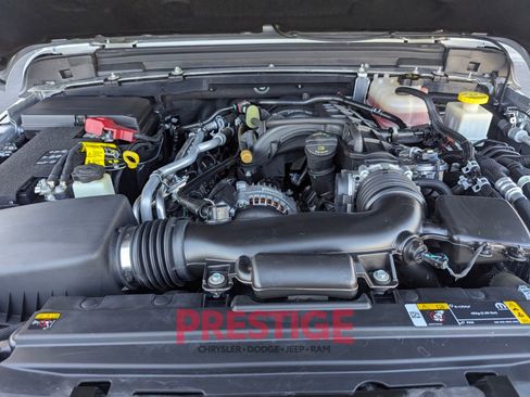 Used 2023 Jeep Gladiator Rubicon w/ LED Lighting Group AWD/4WD image 34