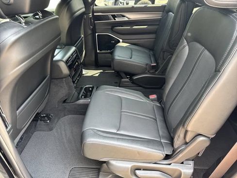 New 2026 Jeep Grand Wagoneer L Limited AWD/4WD image 13