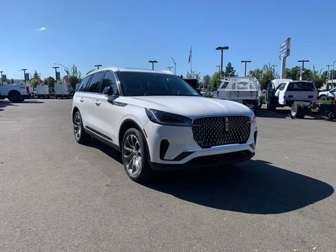 New 2025 Lincoln Aviator Premiere w/ Equipment Group 101A image 9