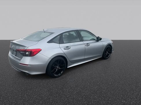Used 2024 Honda Civic Sport image 9