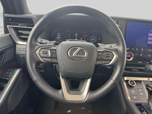 Used 2024 Lexus GX 550 w/ Accessory Package (2T) AWD/4WD image 20