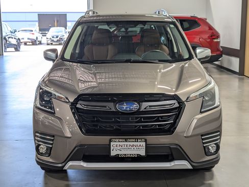 Used 2023 Subaru Forester Touring w/ Popular Package #2 AWD/4WD image 2