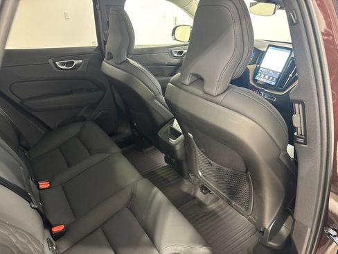 Used 2026 Volvo XC60 B5 Plus w/ Climate Package AWD/4WD image 24