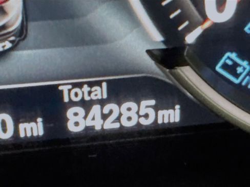 Used 2019 BMW X6 sDrive35i w/ Executive Package image 12