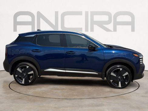 Used 2026 Nissan Kicks SR FWD image 12