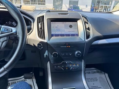 Used 2020 Ford Edge SEL AWD/4WD image 19
