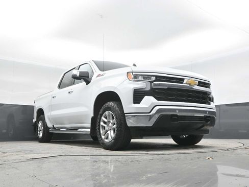 Used 2025 Chevrolet Silverado 1500 LT image 26