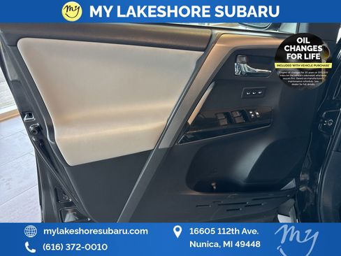 Used 2016 Toyota RAV4 Limited w/ Advanced Technology Package image 11