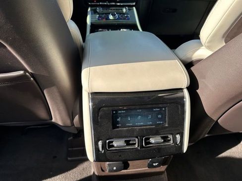 Used 2023 Lincoln Aviator Black Label w/ Jet Package image 21