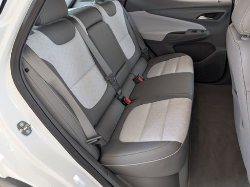 Used 2022 Chevrolet Bolt EUV Premier w/ Launch Edition image 20