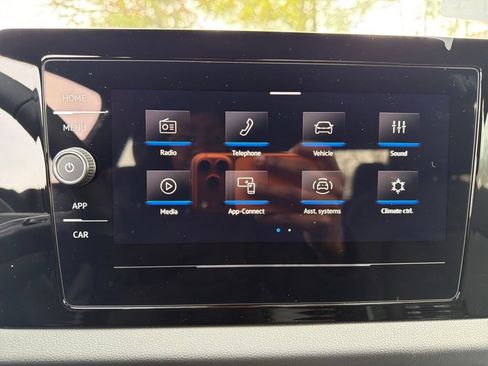 Used 2026 Volkswagen Jetta Sport FWD image 22