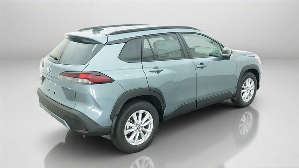New 2026 Toyota Corolla Cross LE w/ Moonroof Package FWD image 9