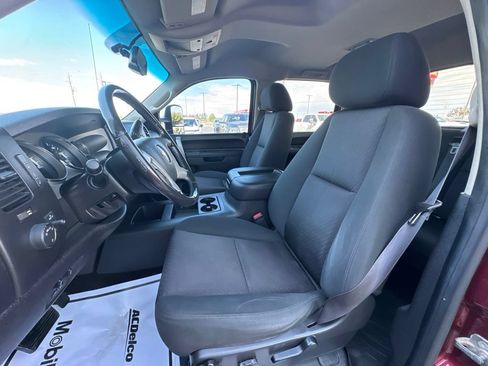 Used 2013 Chevrolet Silverado 2500 LT w/ Z71 Appearance Package AWD/4WD image 14