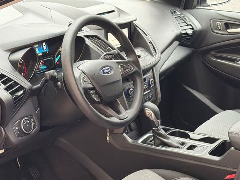 Used 2018 Ford Escape SE w/ SE Sync 3 Package image 5