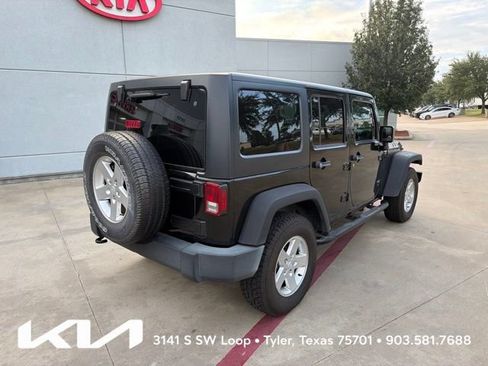 Used 2017 Jeep Wrangler Unlimited Sport w/ Quick Order Package 24S AWD/4WD image 9