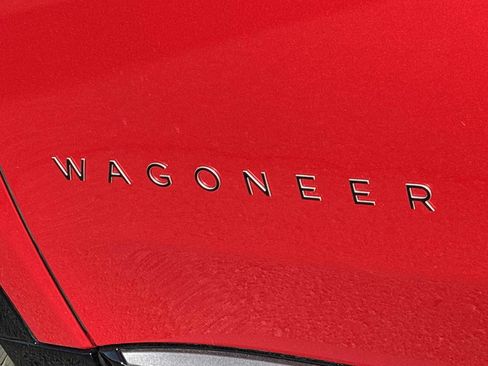 Used 2025 Jeep Wagoneer S Limited AWD/4WD image 11