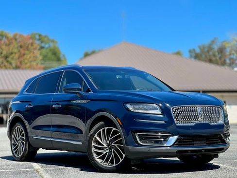 Used 2019 Lincoln Nautilus Reserve image 3