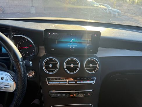 Used 2020 Mercedes-Benz GLC 300 GLC 300 image 20