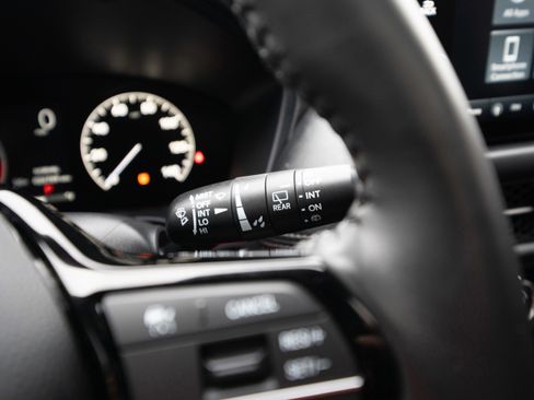 Certified 2024 Honda HR-V EX-L image 14