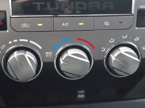 Used 2016 Toyota Tundra SR5 AWD/4WD image 22