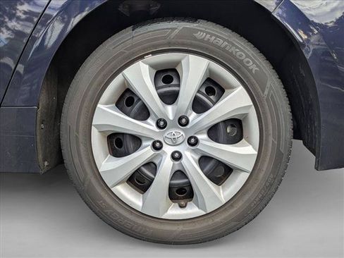 Used 2022 Toyota Corolla LE FWD image 13