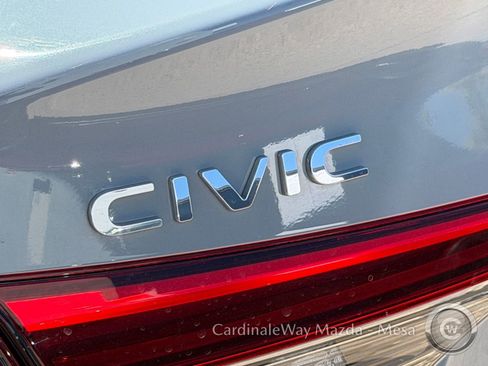 Used 2023 Honda Civic EX image 9