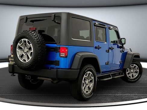 Used 2016 Jeep Wrangler Unlimited Rubicon AWD/4WD image 6