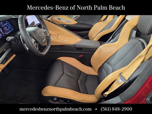 Used 2022 Chevrolet Corvette Stingray Premium Conv w/ Z51 Performance Package image 9