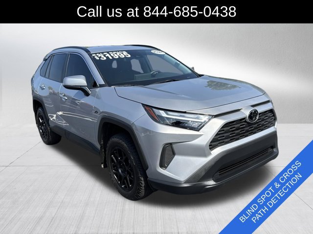 Used 2024 Toyota RAV4 XLE FWD image 3