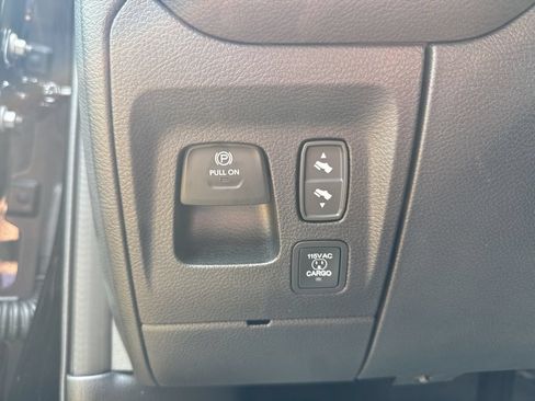 New 2026 RAM 1500 Big Horn AWD/4WD image 23