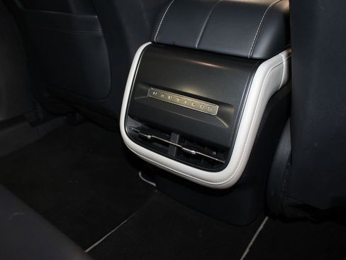 Used 2024 Lincoln Nautilus Reserve image 35