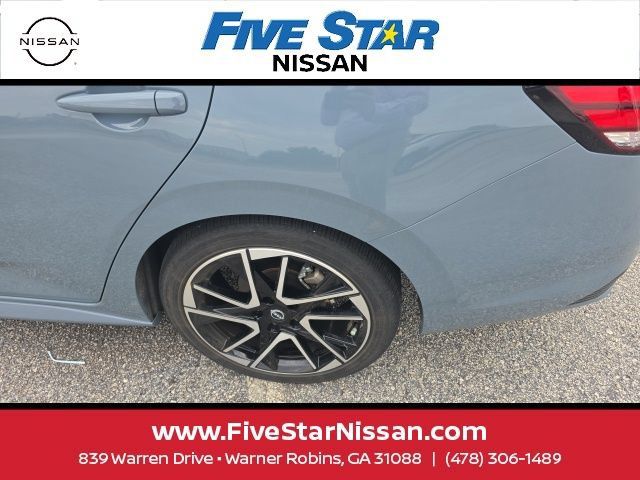 Used 2024 Nissan Sentra SR FWD image 10