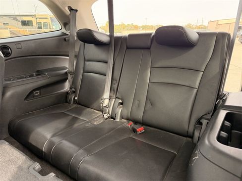 Used 2016 Honda Pilot Touring image 25