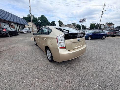 Used 2011 Toyota Prius Three FWD image 33